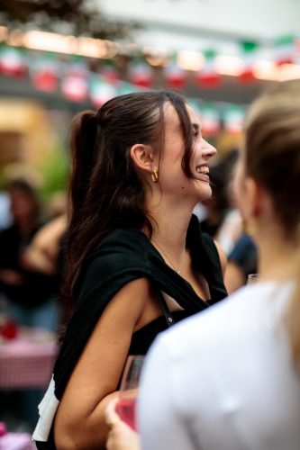 070825 lucky Spritz PAT 1778