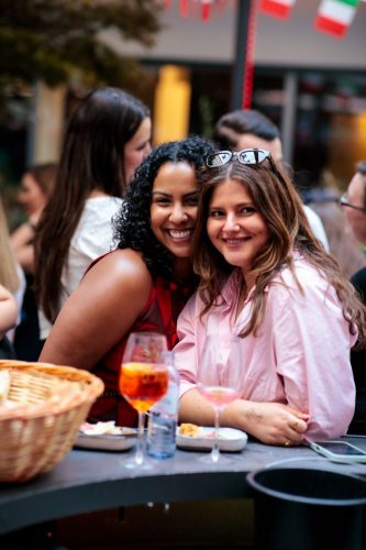 070825 lucky Spritz PAT 1815