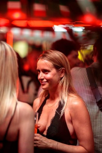 070825 lucky Spritz PAT 2114