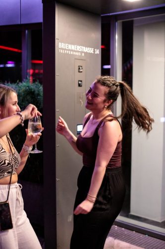 070825 lucky Spritz PAT 2348