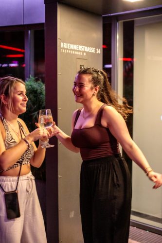 070825 lucky Spritz PAT 2349