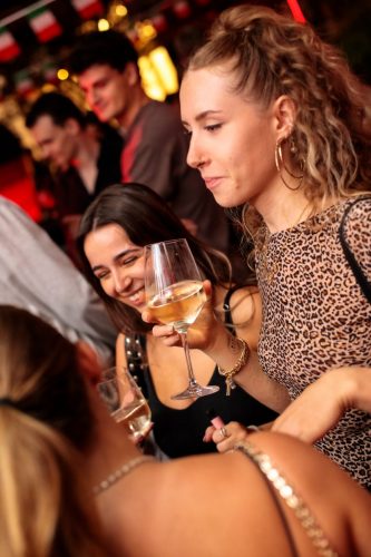 070825 lucky Spritz PAT 2581