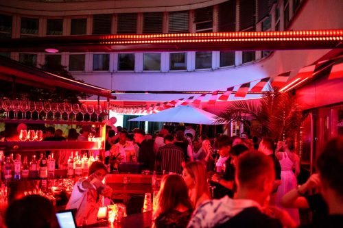 070825 lucky Spritz PAT 2594